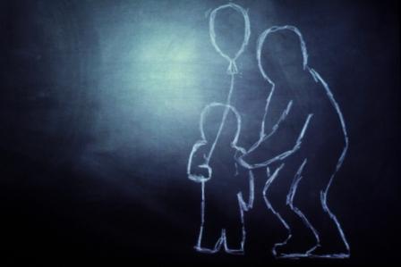 L'educazione di genitori e figli passa anche dal Teatro con "Assalto ai bambini | Primo sguardo"