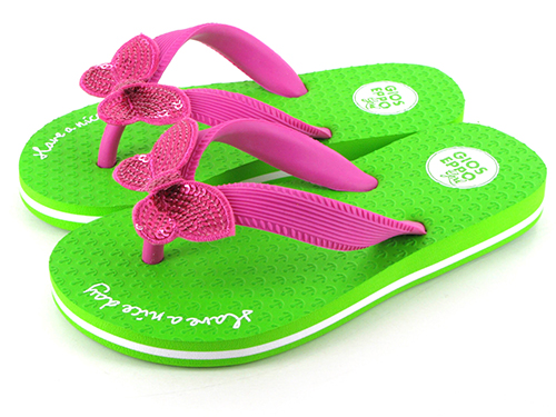 Tropical Fever: Linea di scarpe per l'estate di Gioseppo Kids