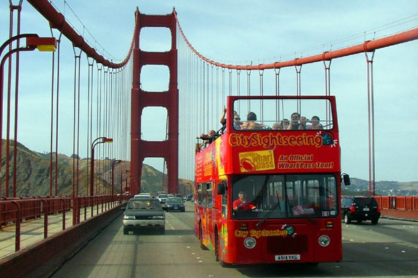 Visitate le capitali con i bambini: viva gli autobus scoperti!